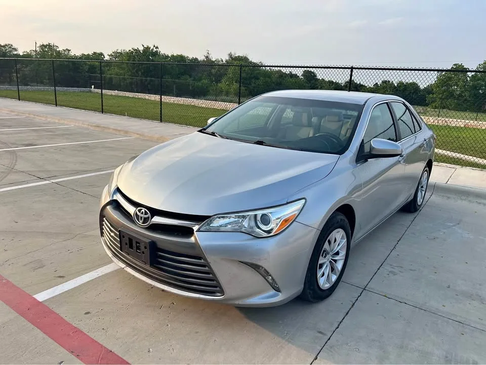 2017 Toyota Camry · L Sedan 4D