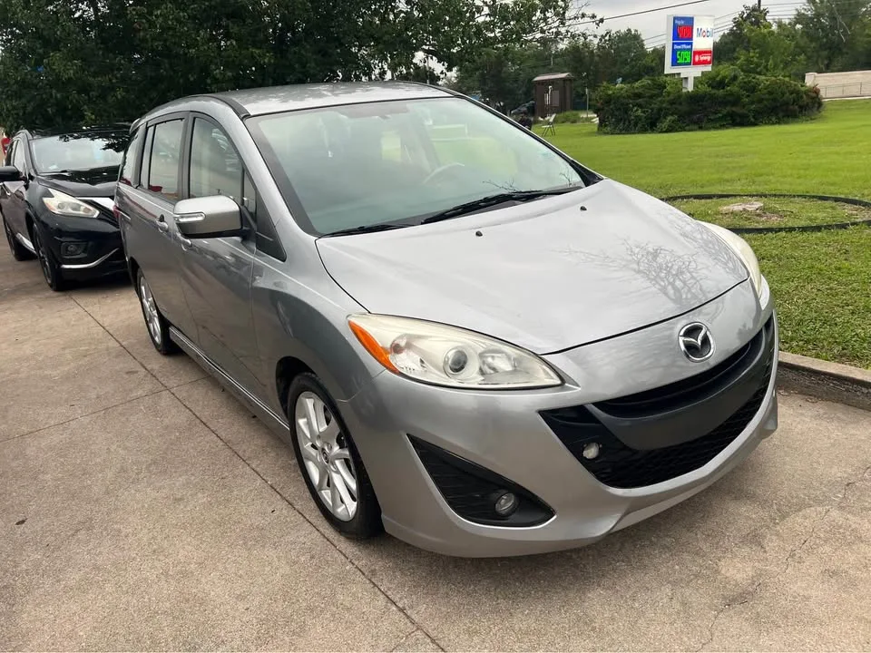 2013 Mazda Mazda5 · Sport Minivan 4D